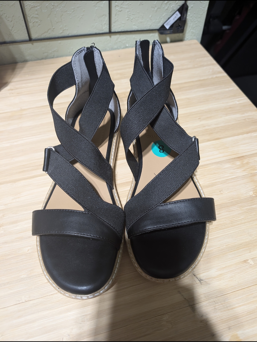 me too Black Elastic Crisscross Sandals